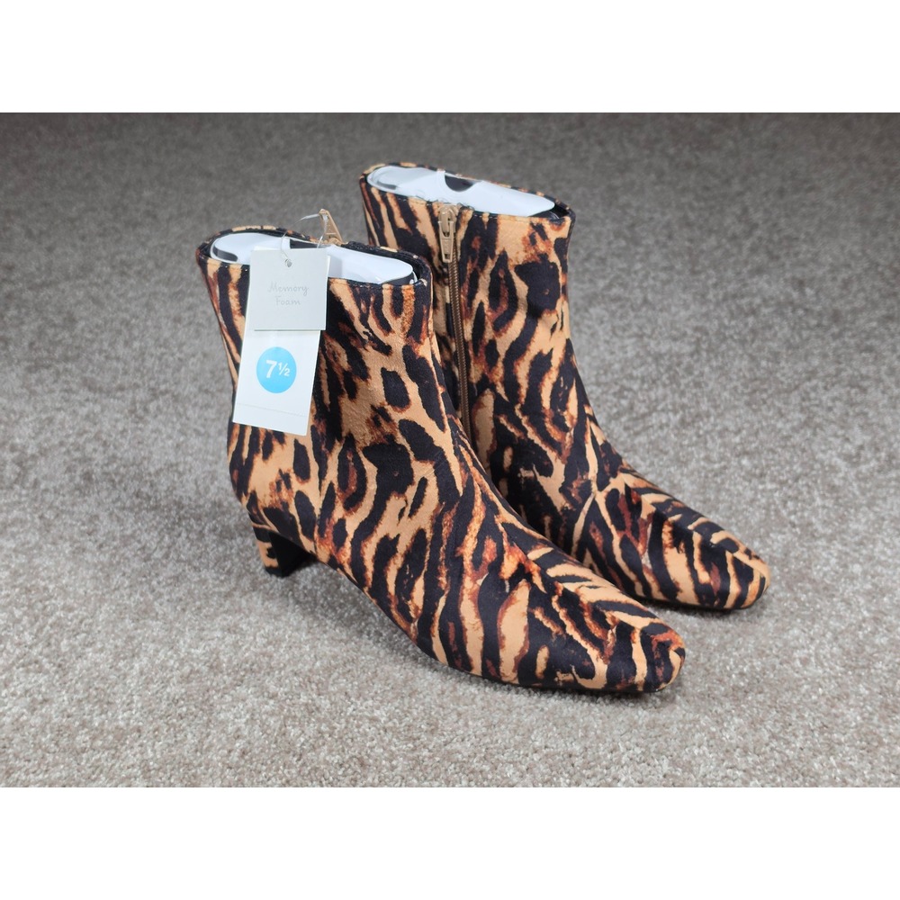 A New Day Brown Tigris Animal Print Kitten Heel Ankle Booties Size 7.5